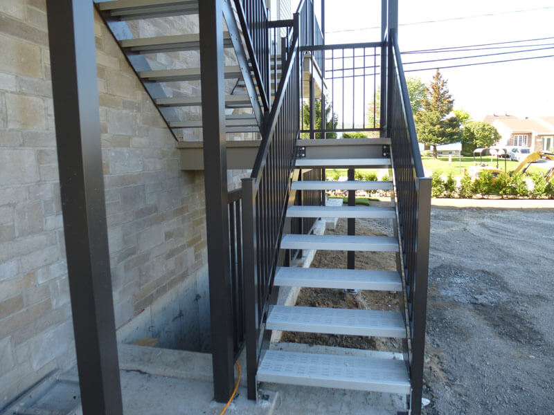 Escalier en aluminium galvanisé