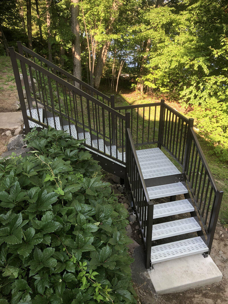 Escalier en aluminium galvanisé